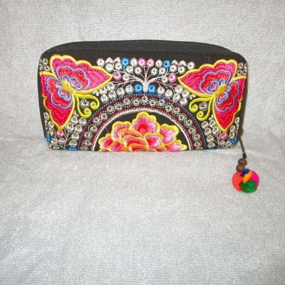 New EMBROIDERED Beaded BUTTERFLIES Zip Around WALLET Clutch ORGANIZER Pom BOHO - Picture 6 of 7